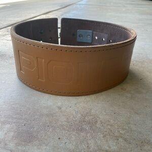 Pioneer Lifting Belt